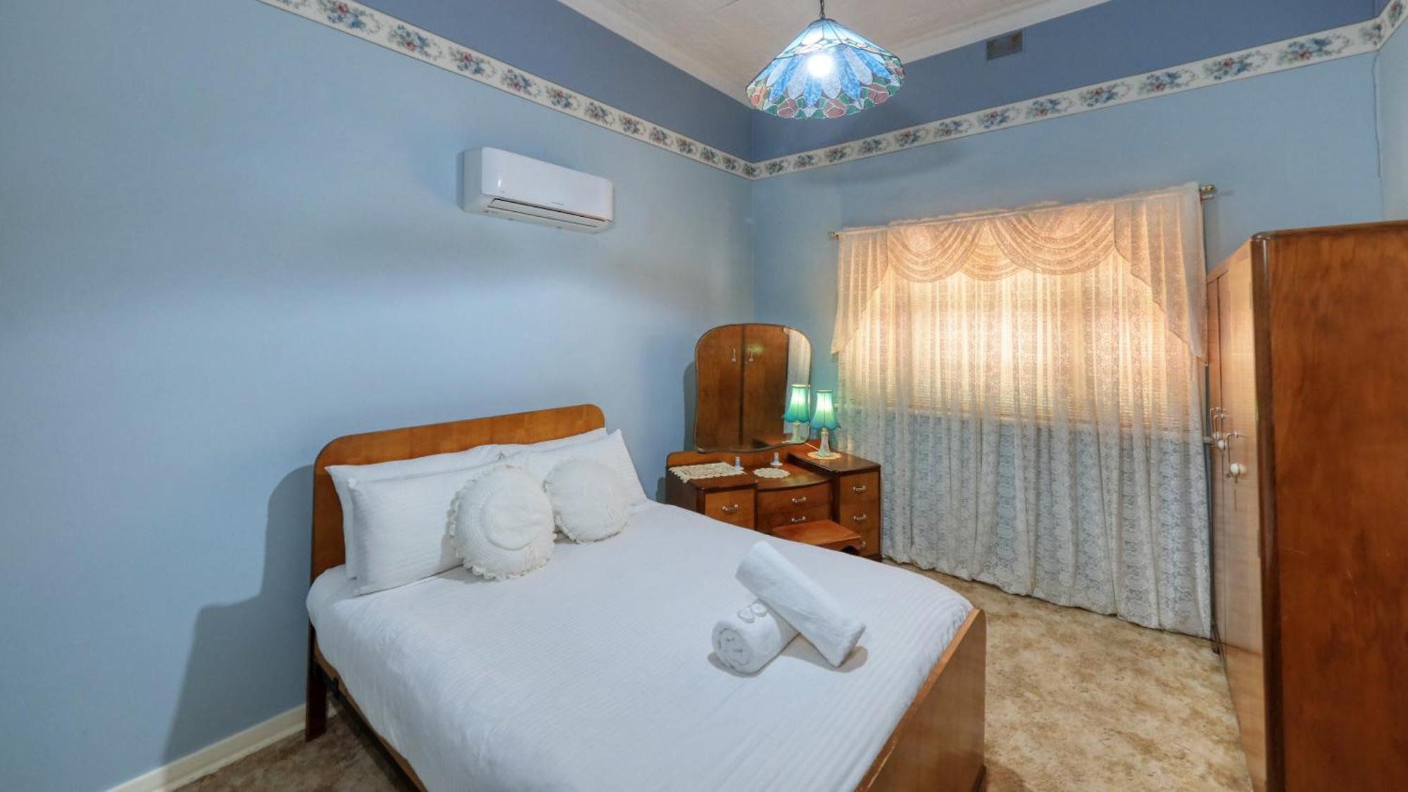 ברוקן היל Charles Rasp Motor Inn & Cottages מראה חיצוני תמונה